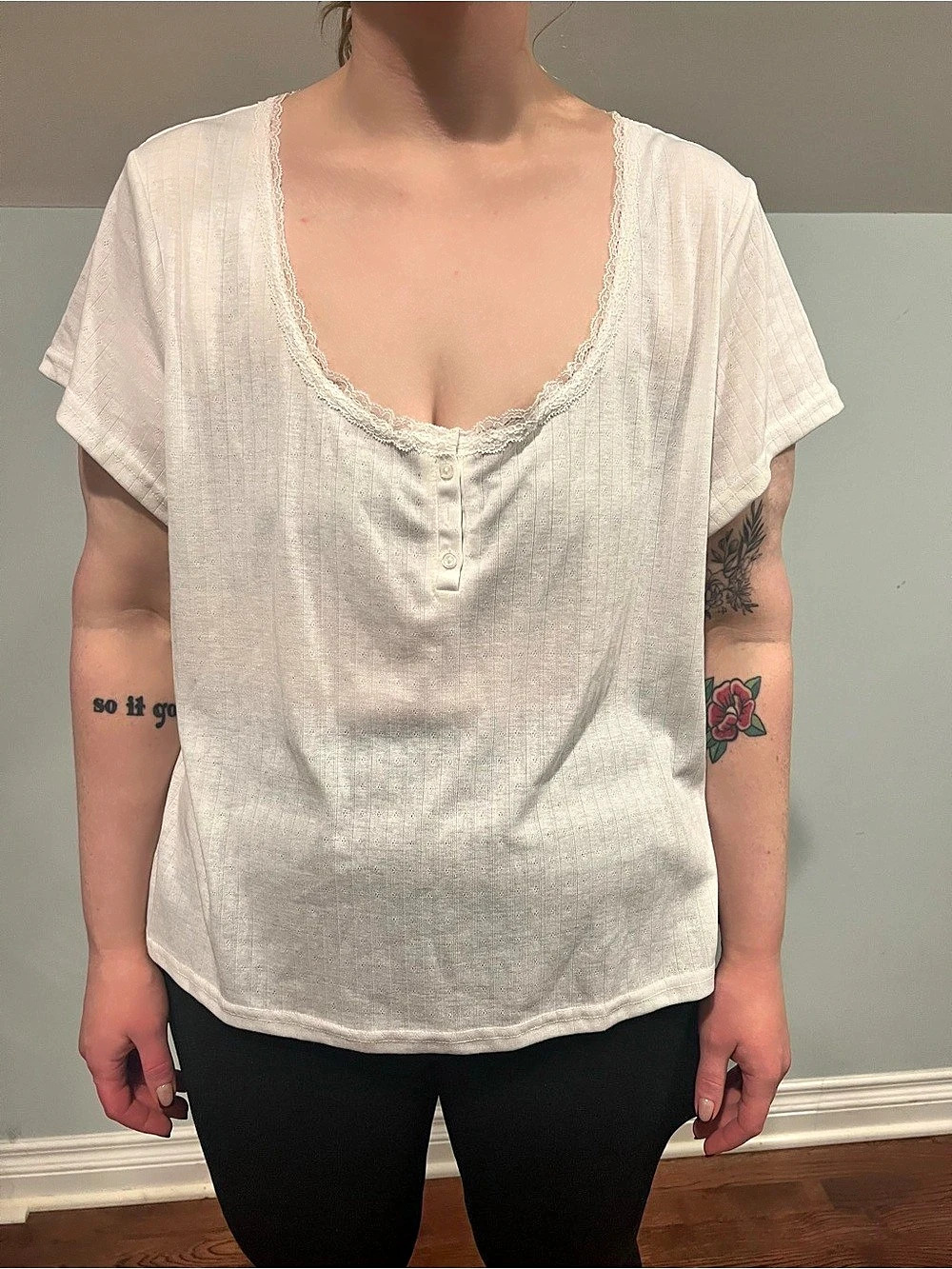 Short Sleeve Top in White